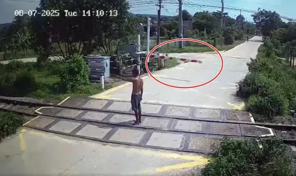 Người đàn ông ra giữa đường sắt đứng, bị tàu hỏa tông thiệt mạng- Ảnh 1. đường sắt - Ảnh 1.