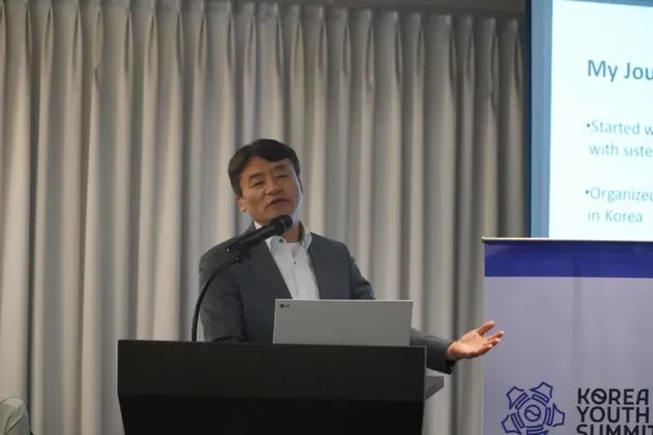 conference-2.jpg