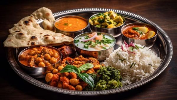 Tomato inflation spoiled the taste of veg plate, now the stomach will be filled in so much money Tomato inflation spoiled the taste of veg plate, now the stomach will be filled in so much money