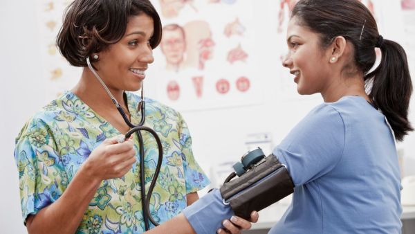 Why is high BP happening at an early age? These 5 habits are responsible, learn the reason from the doctor Why is high BP happening at an early age? These 5 habits are responsible, learn the reason from the doctor