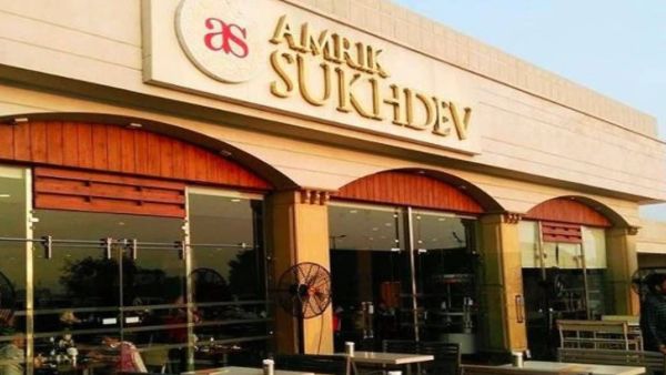 This is the richest dhaba earns 8 crores every month without any ad This is the richest dhaba earns 8 crores every month without any ad