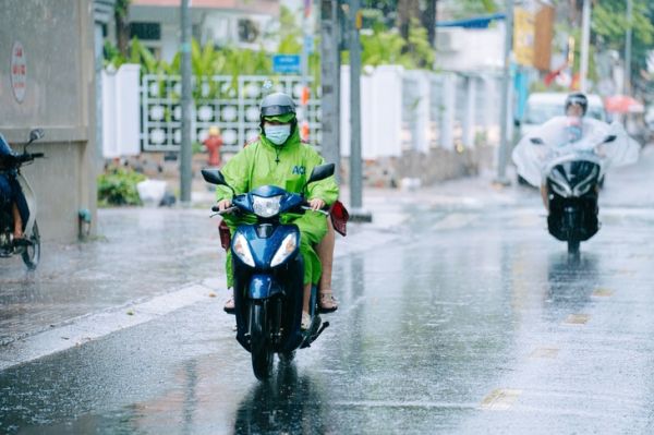 Thời tiết hôm nay 9-7: Bắc Bộ bắt đầu đợt mưa mới, Nam Bộ mưa tăng - Ảnh 1.