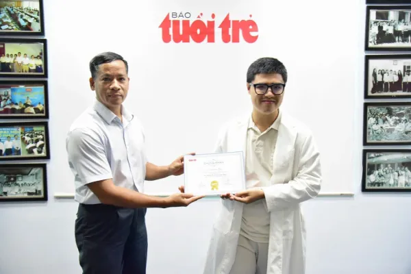 Thêm 46 sinh viên Trường ĐH Hoa Sen hoàn thành khóa học tại báo Tuổi Trẻ - Ảnh 4.