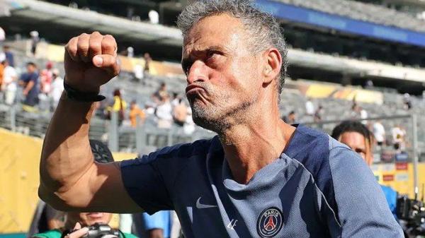 Ekspresi pelatih PSG, Luis Enrique setelah membantai Real Madrid 4-0 dalam laga semifinal Piala Dunia Antarklub 2025 di MetLife Stadium, Kamis (10/7/2025). Foto diambil dari website FIFA Club World Cup pada Kamis, 10 Juli 2025.