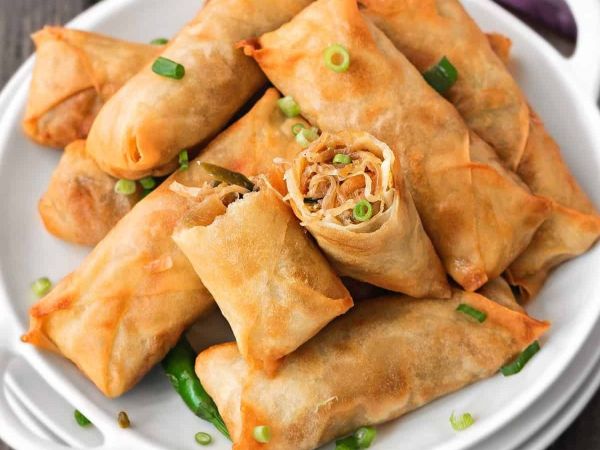 Recipe Tips: How to Cook Veg Spring Roll in Home Veg Spring Roll Recipe in Hindi- Make spicy spring rolls at home during the rainy season, do this easy recipe tips