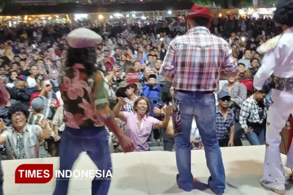 gelaran-Dangdut-Lawas-di-Ponorogo-Rikolo-Semono-q.jpg