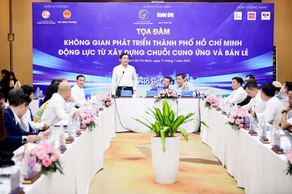 Khai phá sức mua của 'siêu đô thị' TP.HCM - Ảnh 1. TP.HCM - Ảnh 1.