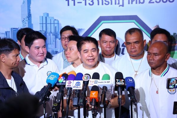 ธรรมนัส พรหมเผ่า 