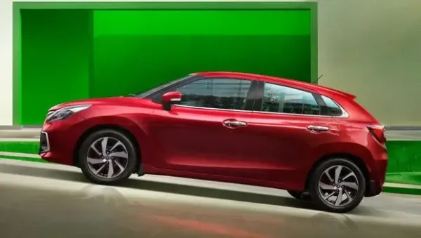 Toyota Glanza terbaru.