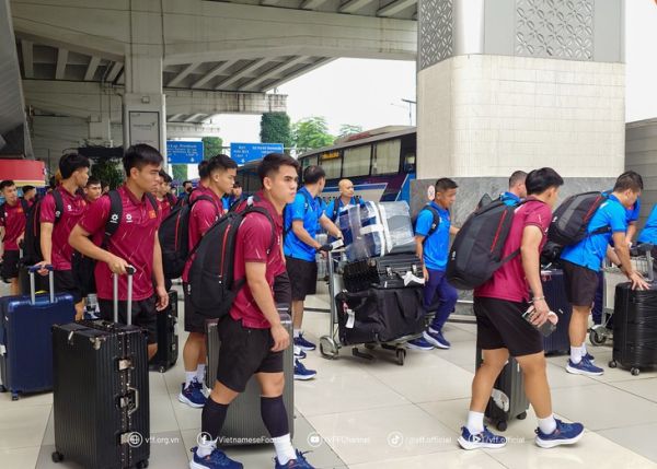 Tuyển U23 Việt Nam đã đến Indonesia - Ảnh 1.
