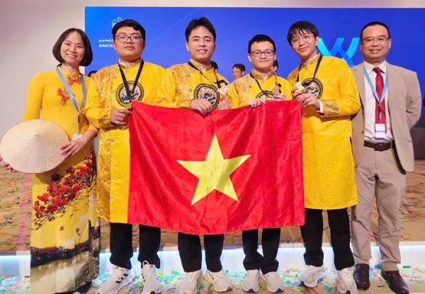 huy chương vàng - Ảnh 1.