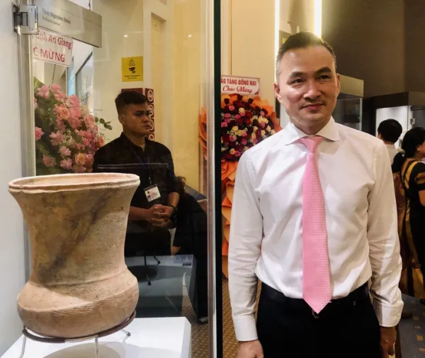 Học sử qua cổ vật quý tại Bảo tàng Gốm thời dựng nước - Ảnh 2. Chi Bảo - Ảnh 2.
