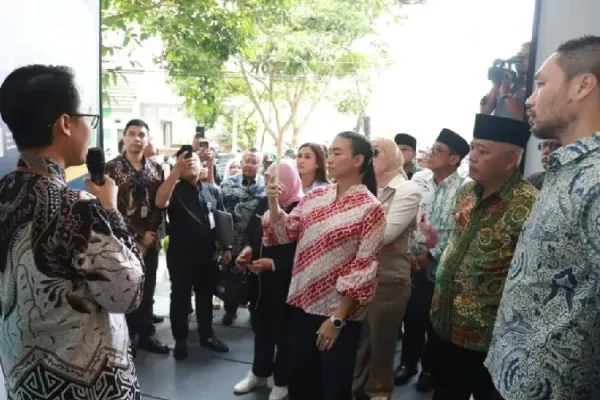 Bupati-Malang-HM-Sanusi-b.jpg