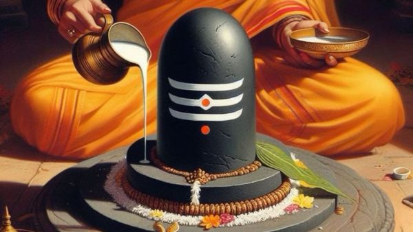Sawan Wednsday 2025: Offer these things on Shivling on the first Wednesday of Sawan, you will get desired progress in career!