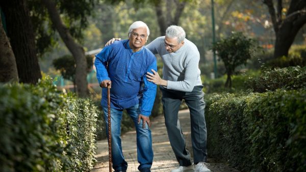 Walking pain in the feet? This can be sciatica, learn symptoms and causes