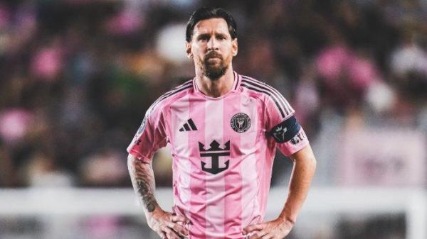EKSPRESI MESSI - Reaksi striker Inter Miami Lionel Messi ketika melawan Cavalier SC pada babak 16 besar Liga Champions Concacaf 2024/2025 di Stadion Nasional Kingston, Jumat (14/3/2025). (Twitter/X Inter Miami - 14/3/2025).