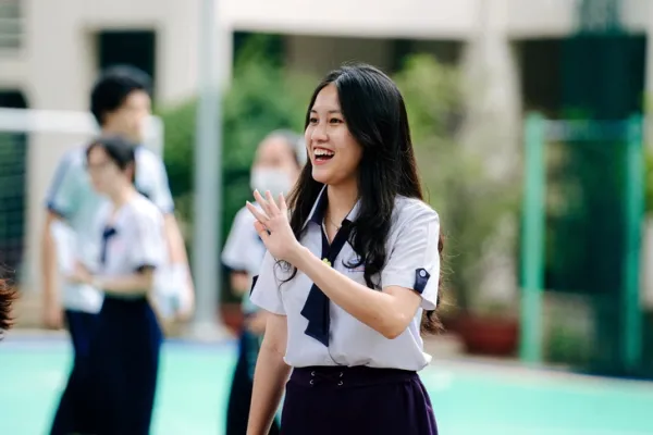 Thi tốt nghiệp THPT 2025: Điểm các tổ hợp chênh lệch lớn - Ảnh 2. tổ hợp - Ảnh 2.