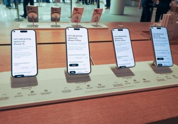 Apple makes record-breaking iPhones in India in H1 2025, hits highest exports too