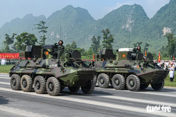 Dàn xe tăng, tên lửa, UAV lần đầu xuất hiện, sẽ có trong lễ diễu binh mừng Quốc khánh - Ảnh 6.