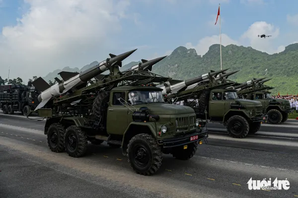 Dàn xe tăng, tên lửa, UAV lần đầu xuất hiện, sẽ có trong lễ diễu binh Quốc khánh - Ảnh 7.