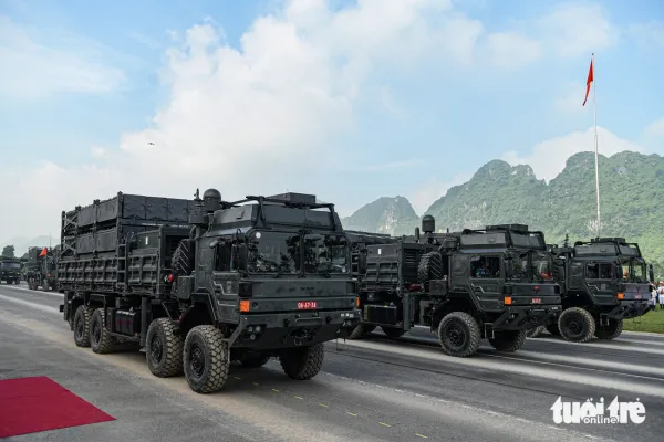 Dàn xe tăng, tên lửa, UAV lần đầu xuất hiện, sẽ có trong lễ diễu binh Quốc khánh - Ảnh 17.