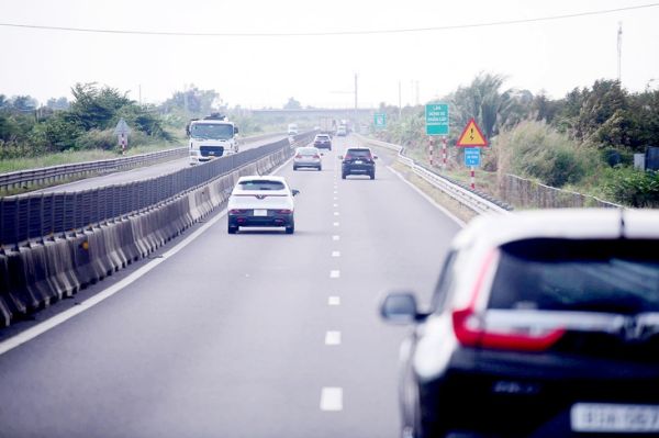 cao tốc - Ảnh 1.