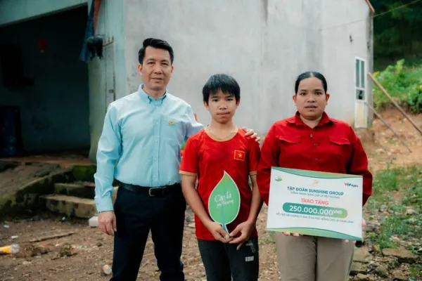 Mỗi phiên livestream bất động sản, Sunshine Group dành thiện nguyện 500 triệu đồng - Ảnh 1.