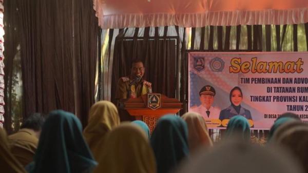 BERI SAMBUTAN- Bupati HSS Syafrudin Noor berikan sambutan saat Tim pS