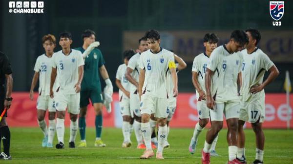 THAILAND U23 - Para pemain Thailand U23 usai melakoni pertandingan pembuka grup C Piala AFF U23 2025 melawan Timor Leste di Stadion Patriot Candrabhaga, Sabtu (19/7/2025). (Facebook Changsuek - 22/7/2025)