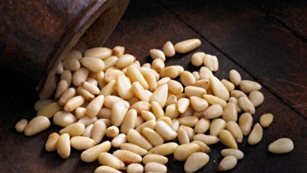 Small packet, big explosion: almond-kaju is also dwarf in front of this dry fruit, real treasure of strength
