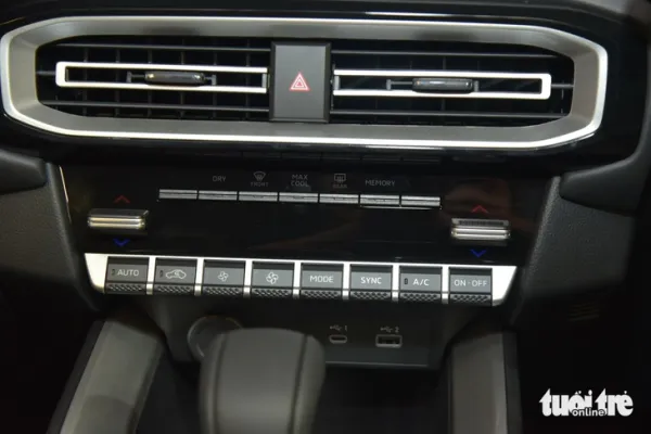 Mitsubishi Destinator - Ảnh 15.