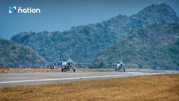 Tiêm kích F-16 và Gripen của Thái Lan ném bom các vị trí hỏa lực gián tiếp của Campuchia - Ảnh 2. Campuchia - Ảnh 2.