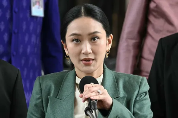 Bà Paetongtarn phủ nhận xung đột Thái Lan-Campuchia do mâu thuẫn giữa gia đình Shinawatra và Hun Sen - Ảnh 1. Thái Lan - Ảnh 1.
