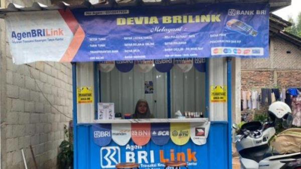 BRILINK : Gerai Agen BRILink Devia di Kedung Begal, Desa Meteseh, Kecamatan Boja, Kabupaten Kendal.
