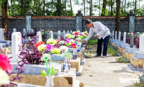 Đi tìm hình bóng anh trai - Ảnh 8. liệt sĩ - Ảnh 8.