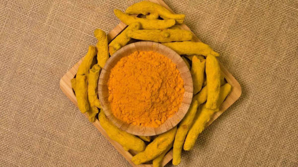 Turmeric powder