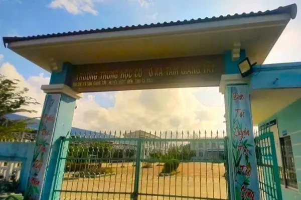 Trường THCS Tam Giang Tây ở xã Tân Ân. Ảnh: Minh Minh
