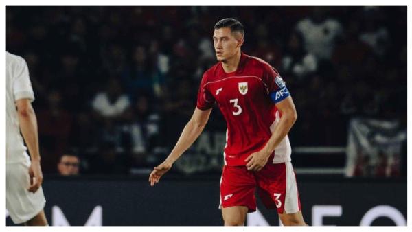 AKSI LAGA - Potret Jay Idzes saat laga Timnas Indonesia Vs Bahrain pada Selasa, 25 Maret 2025. Terbaru Jay Idzes mendapatkan tawaran dari Inte Milan dan mengalami peningkatan di nilai pasar.