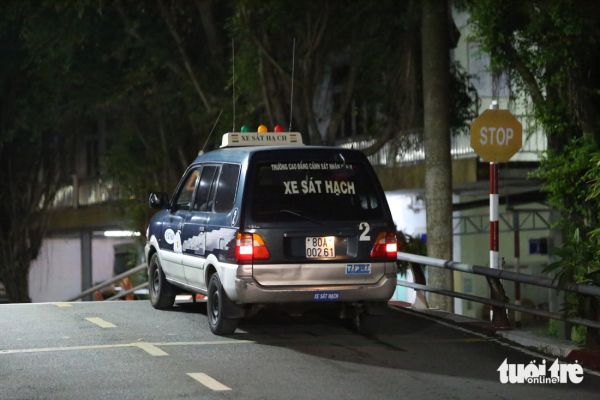 sát hạch lái xe - Ảnh 4.