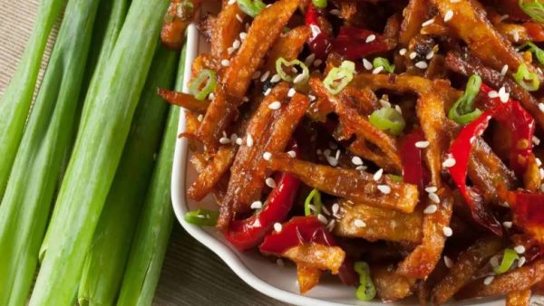 Honey Chilli Potato Tips