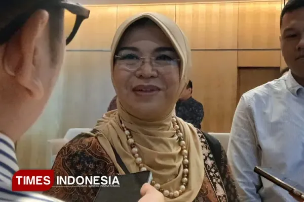 dr-Dwiana-Ocviyanti.jpg
