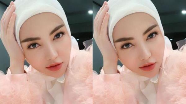 Artis cantik syok anaknya main game online Rp 15 juta. Sempat ngira kartu di hack.