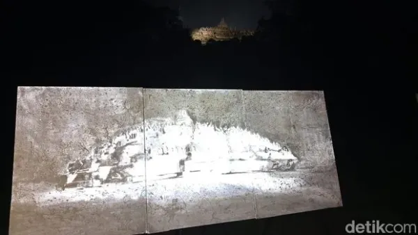 Lukisan karya seniman Portugal, Nelson Ferreira, dipamerkan di Borobudur Cultural Center Kompleks Candi Borobudur, Magelang, Minggu (24/8/2025) malam.