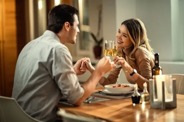 5 Kisah Kencan Gagal Gegara Makanan, Berakhir Dramatis hingga Tragis