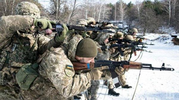 TENTARA UKRAINA - Foto ini diambil dari Facebook Staf Umum Angkatan Bersenjata Ukraina pada Senin (17/3/2025), memperlihatkan tentara Ukraina dari brigade infanteri ke-58 melakukan pelatihan di lokasi yang dirahasiakan, terlihat dalam postingan yang diunggah pada 7 Maret 2025.