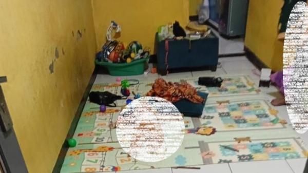 PENEMUAN 3 JENAZAH - Warga Desa Kiangroke, Kecamatan Banjaran, Kabupaten Bandung, digemparkan dengan penemuan tiga jenazah dalam sebuah rumah kontrakan pada Jumat (5/9/2025)