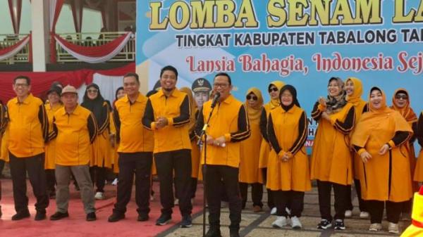 Bupati Tabalong HM Noor Rifani yang hadir didampingi Ketua TP PKK Tabalong2