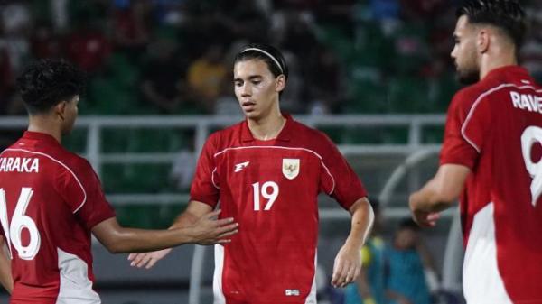 PASUKA GARUDA - Pemain Timnas U23 Indonesia, Dion Markx, dalam penampilan menghadapi Makau pada laga kedua grup J Kualifikasi Piala Asia U23 2026 di Stadion Gelora Delta, Sidoarjo, Sabtu (6/9/2025). Tribunnews/MuhammadNursina