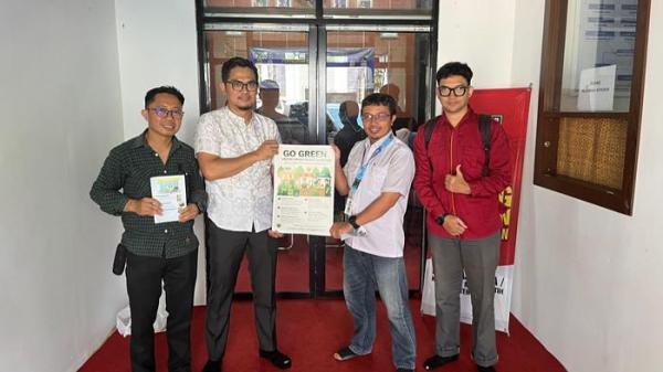 Beberapa Dosen Universitas Borneo Lestari melaksanakan program 