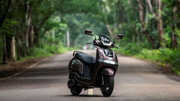 Buy the TVS Iqube at just just just ₹ 85,000 from Flipkart. Here is how to avail the offer before 2024 ends | Ht auto